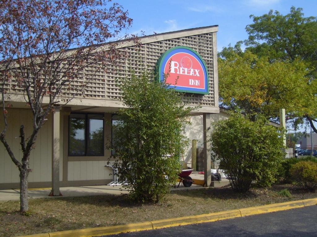 Relax Inn Lancaster Exterior photo